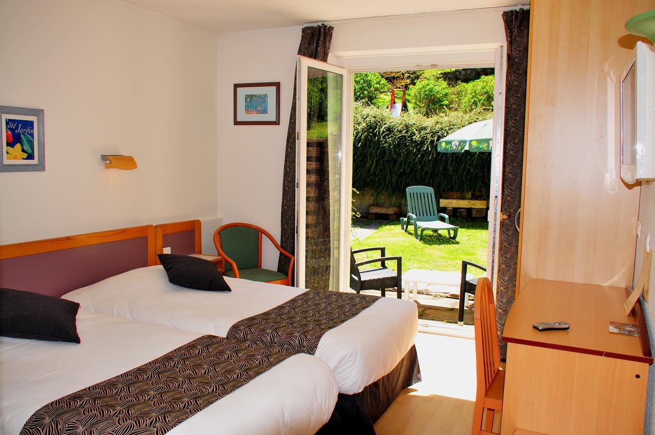 Logis Hotel - Restaurant Aux Bruyeres Orbey Exterior photo
